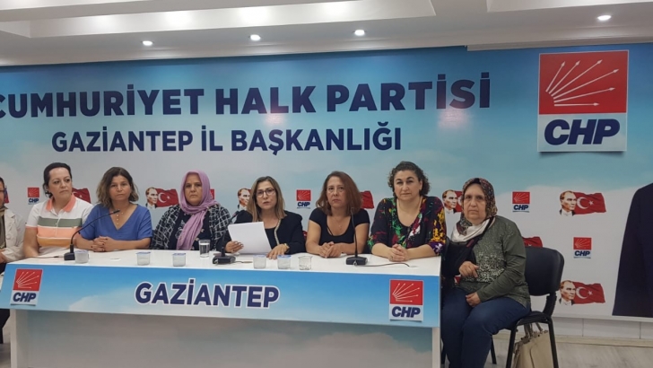 CUMHURİYET HALK PARTİSİ KADIN KOLLARI GENEL BAŞKANI AYLİN NAZLIAKA’NIN YAŞAMHAK’IN YENİ UYGULAMASINA İLİŞKİN BASIN AÇIKLAMASI