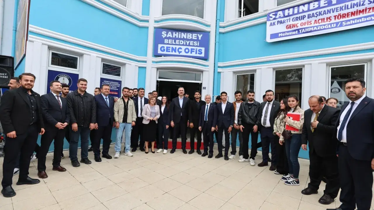 Şahinbey Belediyesi’nden Üniversitelilere 450 Metrekarelik Genç Ofis