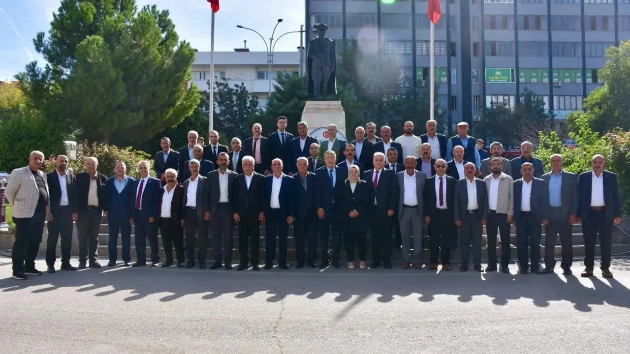 Siirt’te Muhtarlar Günü Kutlandı
