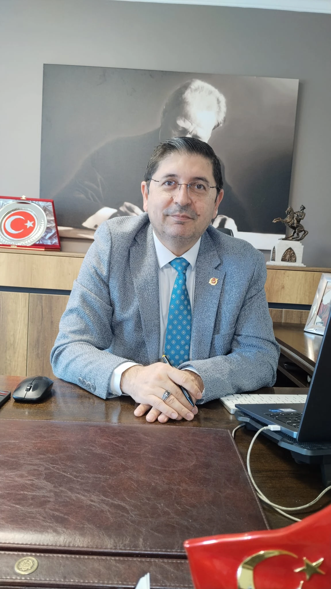 Atatürk'ü anmak için okulların açık olması gerekmiyor