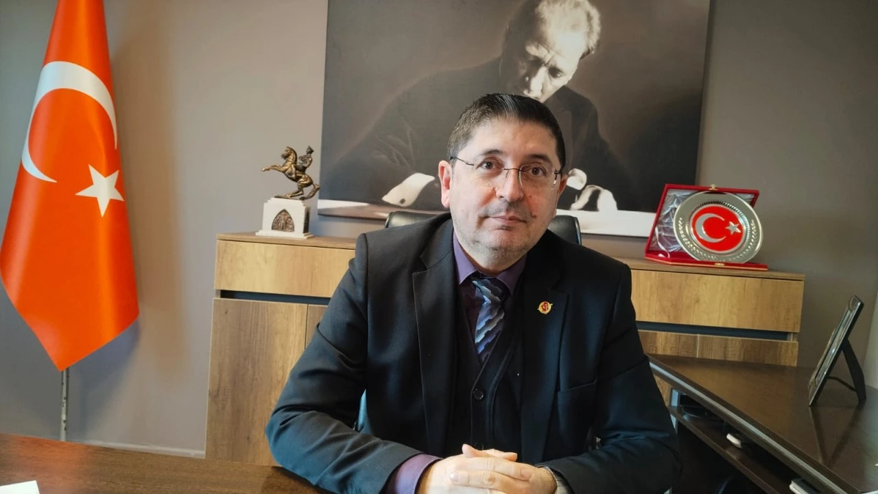 &ldquo;Atat&uuml;rk&rsquo;&uuml;n g&ouml;sterdiği aydınlanma yolunda; gazetecilik bir millet g&ouml;revidir&rdquo;