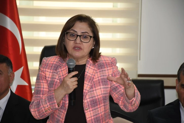 Büyükşehir Belediye Başkanı Fatma Şahin Mardinlilerle Buluştu