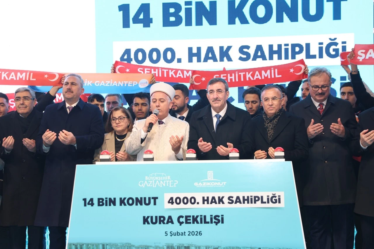 B&Uuml;Y&Uuml;KŞEHİRDEN MİTİNG GİBİ KURA &Ccedil;EKİMİ!