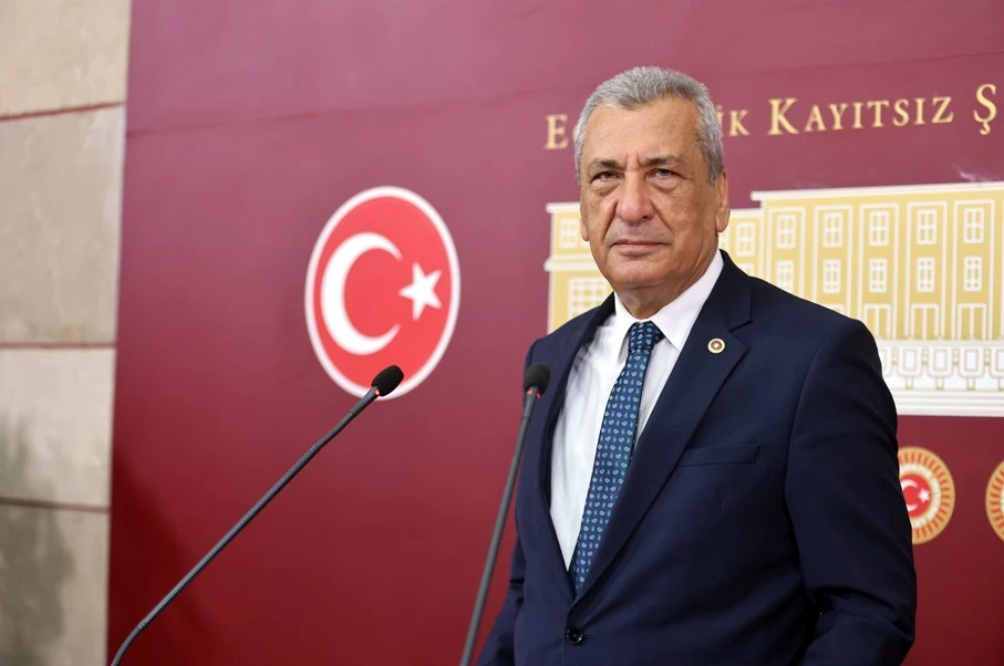 Hasan &Ouml;zt&uuml;rkmen&rsquo;den 10 Ocak &Ccedil;alışan Gazeteciler G&uuml;n&uuml; mesajı