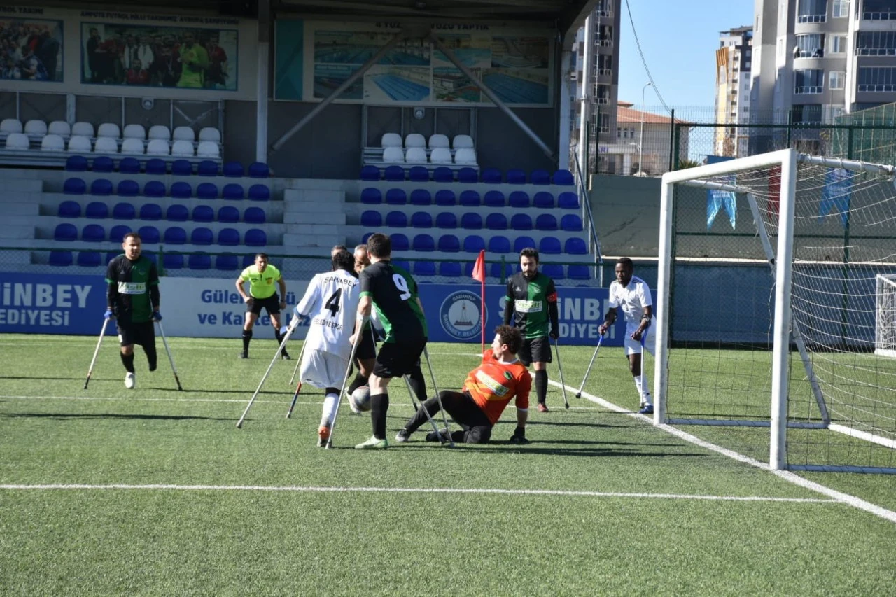 ŞAHİNBEY AMPUTE FARKLI KAZANDI 8-0
