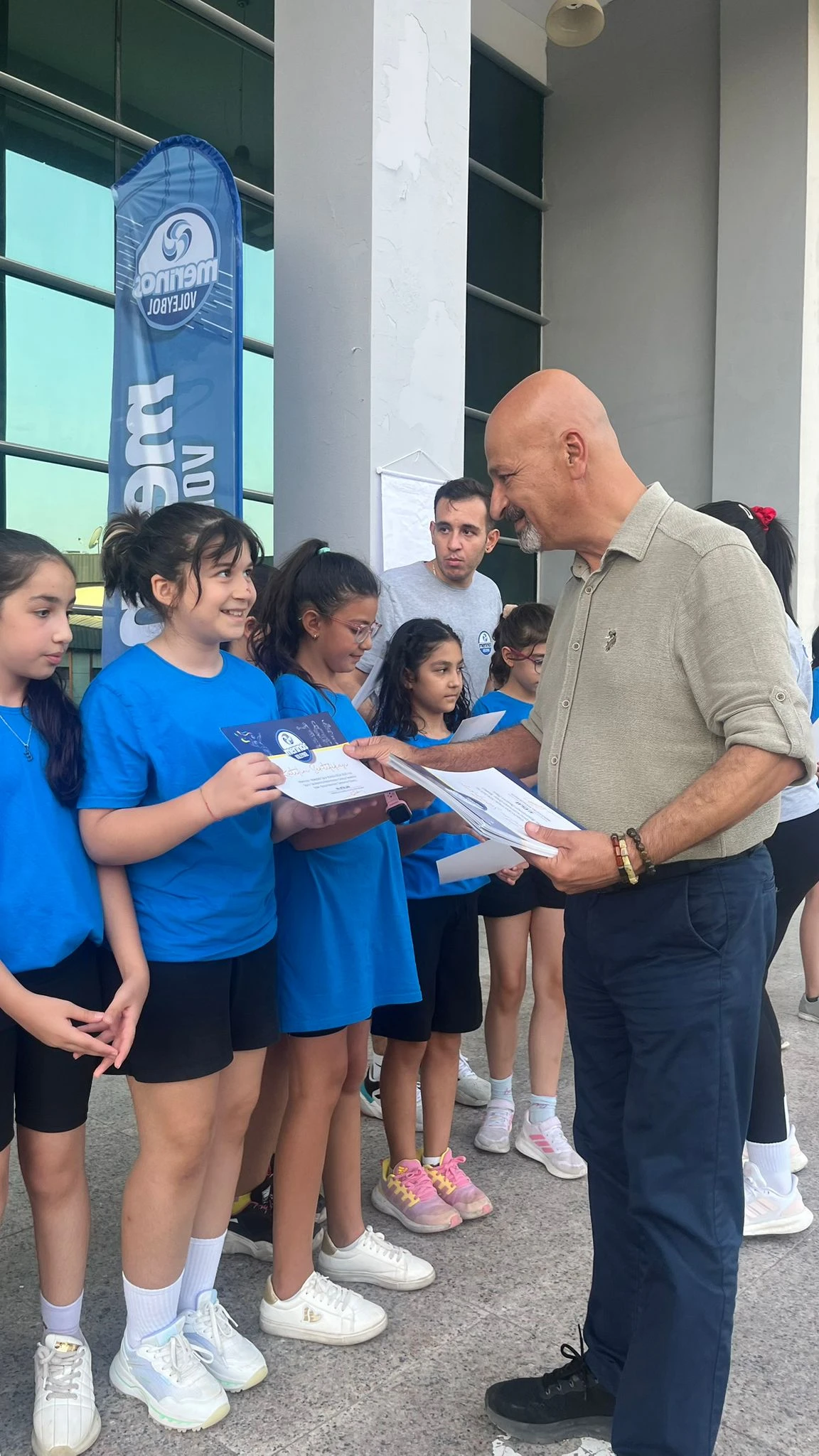 MERİNOS VOLEYBOL YAZ OKULU KURSLARI TAMAMLANDI.