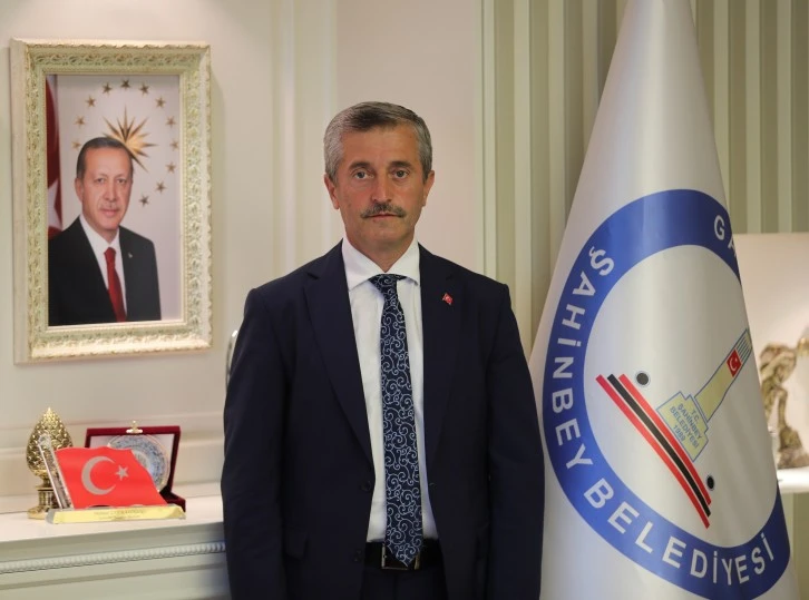 BAŞKAN TAHMAZOĞLU´NUN ÜÇ AYLAR VE REGAİB KANDİLİ MESAJI