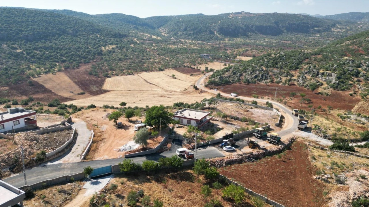 GAZİANTEP BÜYÜKŞEHİR’DEN ŞEHİR MERKEZİNE VE KIRSALA ASFALT HAMLESİ!