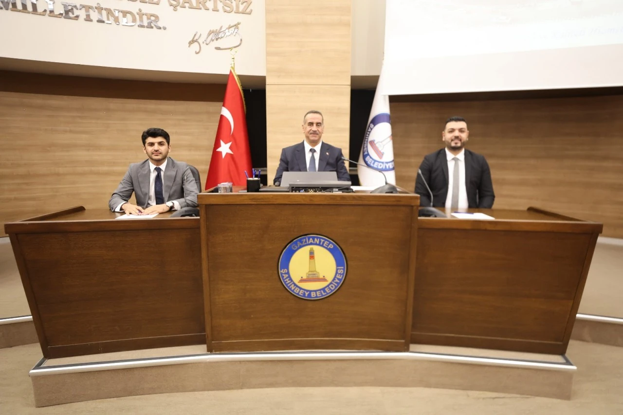 ŞAHİNBEY BELEDİYESİ AĞUSTOS AYI MECLİS TOPLANTISI YAPILDI