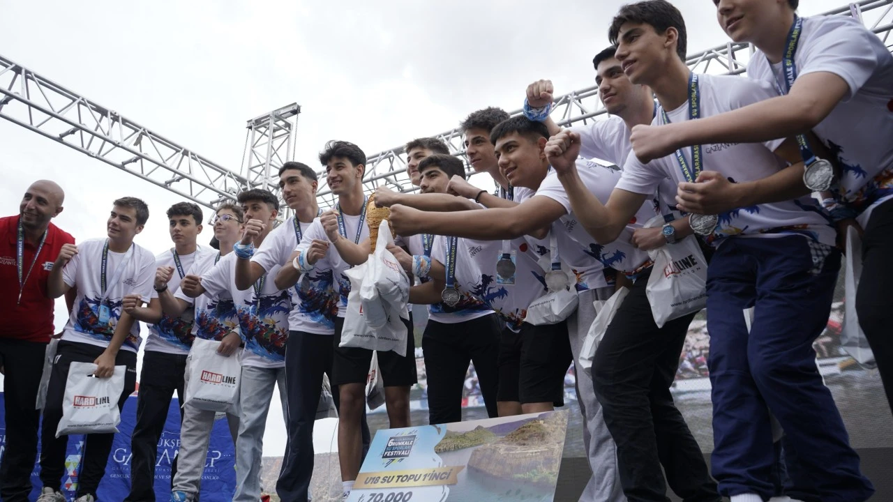 RUMKALE SU SPORLARI FESTİVALİNDE DERECEYE GİRENLER BELLİ OLDU