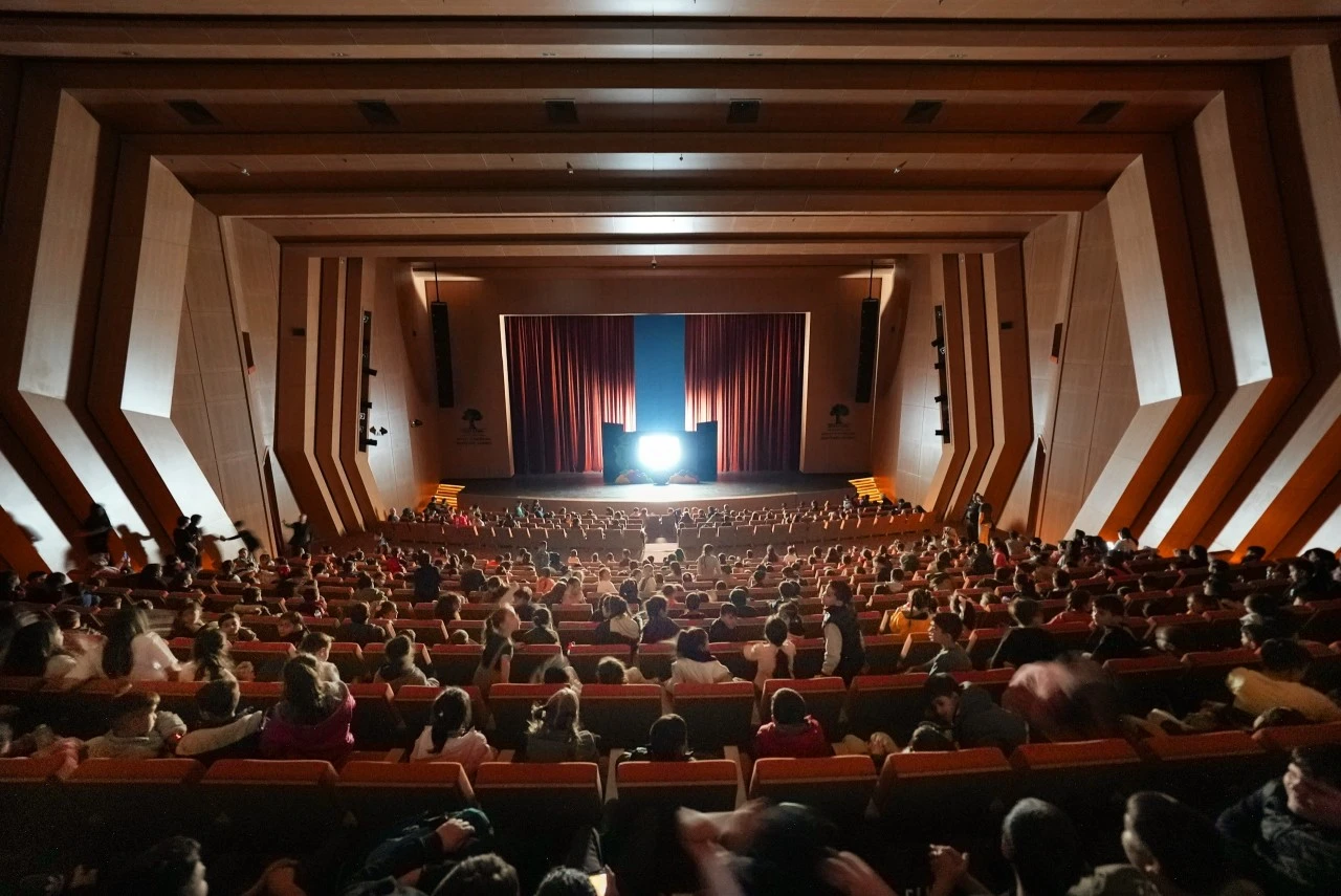 9 GÜNDE 10 BİN 800 ÇOCUK TİYATRO İLE TANIŞTI