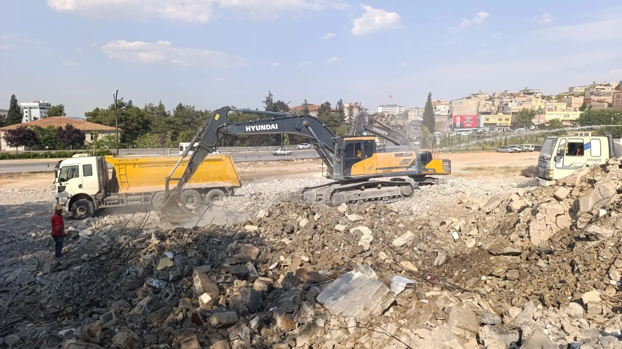 VATANDAŞIN YAŞAM KALİTESİNİ ÖN PLANDA TUTUYORUZ