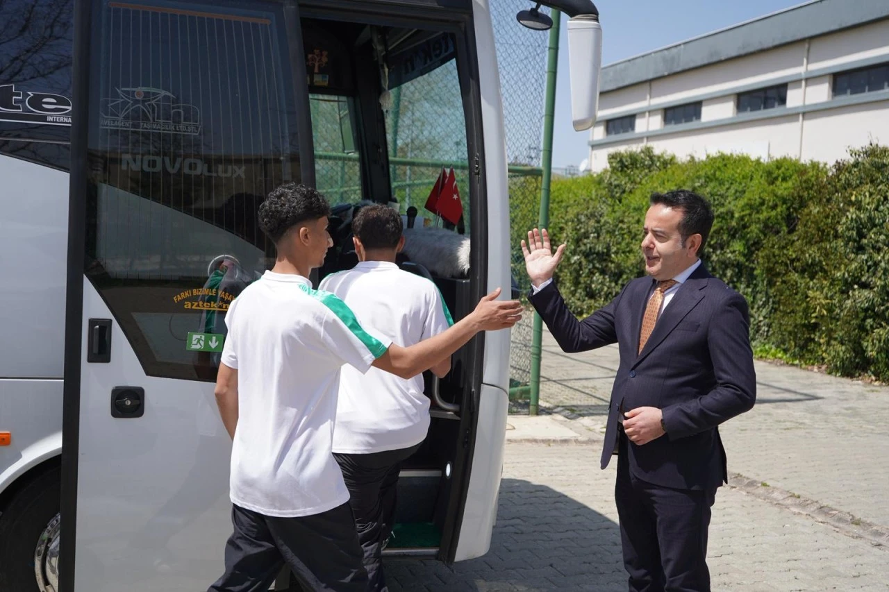  KIRMIZI SİYAHLILARDA HEDEF ÜST TUR