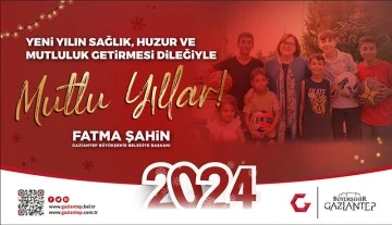 2023 yılına veda ederken, yeni yıl 2024'ün Gazze ve dünyanın tüm coğrafyalarında barış, kardeşlik ve güzellikleri beraberinde getirmesini tüm kalbimle temenni ediyorum. Yeni yılımız kutlu olsun!