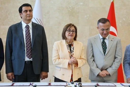 BAŞKAN FATMA ŞAHİN: 