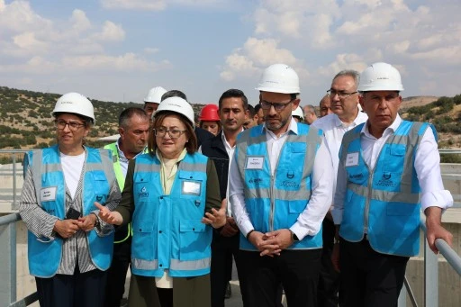 BAŞKAN ŞAHİN, 