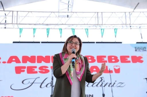 BAŞKAN ŞAHİN ANNE BEBEK FESTİVALİ&rsquo;NDE AİLELERLE BULUŞTU   
