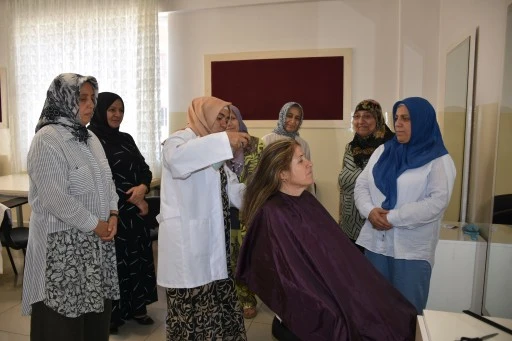 ŞAHİNBEYLİ KADINLAR MESLEK ÖĞRENİYOR