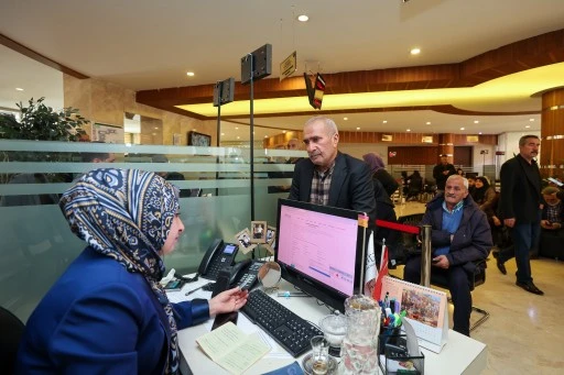 EVLİLİKLERİNDE 41 YILI DOLDURAN