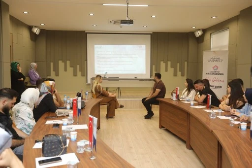 AİLE AKADEMİSİ’NDE EVLİLİK ÖNCESİ EĞİTİM BAŞLADI