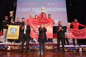 5. GAZİ YARI MARATONU VE 10K YOL KOŞUSU’NUN ÖDÜLLERİ SAHİPLERİNİ BULDU