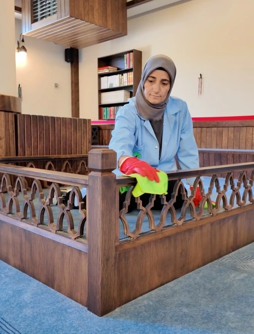 ŞEHİTKAMİL’DE CAMİLER BAYRAMA HAZIR