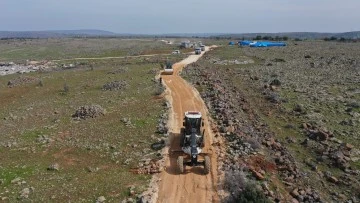 İŞLENMEYEN ARAZİ BIRAKMADI, TÜM ARAZİLERİ TARIMA KAZANDIRDI