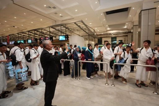 ŞAHİNBEY BELEDİYESİ 175 &Ouml;ĞRENCİYİ UMREYE UĞURLADI