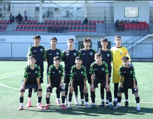 ŞEHİTKAMİL'İN GEN&Ccedil; KRAMPONLARI GAZİANTEP'İ T&Uuml;RKİYE ŞAMPİYONASI'NDA TEMSİL EDECEK