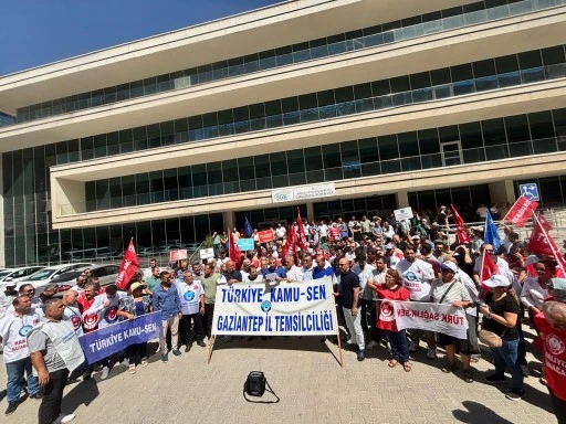 GAZİANTEP’TE KAMU SEN’E BAĞLI MEMURLAR İŞ BIRAKTI