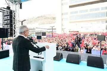 “İZMİR’İ HIZLI TRENLE TANIŞTIRACAĞIZ”