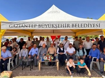 GAZİANTEP’TE 4. GELENEKSEL RAHVAN AT YARIŞLARI DÜZENLENDİ