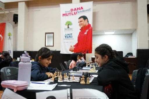 256 &Ouml;ĞRENCİ ŞEHİTKAMİL BELEDİYESİ EV SAHİPLİĞİNDE YARIŞIYOR