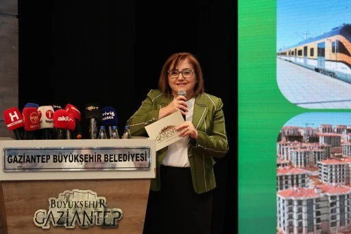 KENTTE HAYATA GE&Ccedil;İRİLEN VE PLANLANAN PROJELER KAMUOYUYLA PAYLAŞILDI