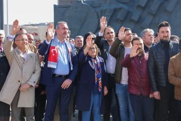  GAZİANTEP BÜYÜKŞEHİR KATKISI VE KOORDİNASYONUNDA HAZIRLANAN 5 TIRDAN OLUŞAN İNSANİ YARDIM FİLOSU GAZZE İÇİN YOLA ÇIKTI!   