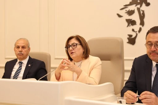 BAŞKAN ŞAHİN, ŞEHİTKAMİL MUHTARLARIYLA BİR ARAYA GELDİ