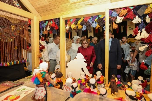 YAKLAŞIK 160 BİN KİŞİ HEMŞEHRİ DERNEKLERİ FESTİVALİ&rsquo;NDE BULUŞTU