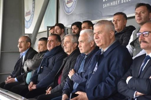 ŞAHİNBEY AMPUTE ADIM ADIM ŞAMPİYONLUĞA İLERLİYOR 5-1   