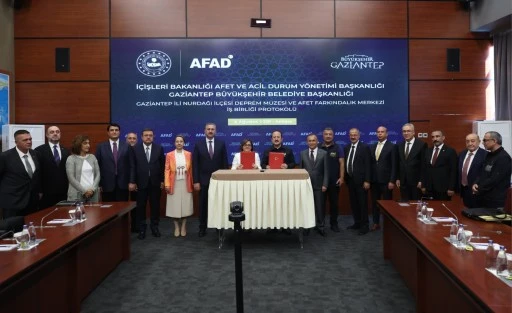NURDAĞI DEPREM M&Uuml;ZESİ VE AFET FARKINDALIK MERKEZİ İ&Ccedil;İN İŞ BİRLİĞİ PROTOKOL&Uuml; İMZALANDI