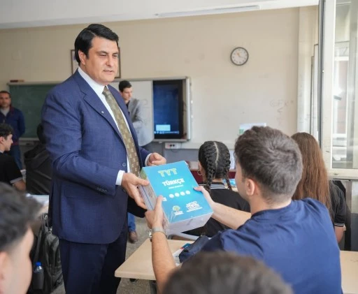 YILMAZ: &ldquo;GEN&Ccedil;LERİMİZ Hİ&Ccedil;BİR ZAMAN YALNIZ HİSSETMEYECEK&rdquo;