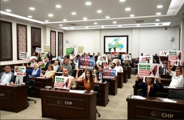 YILMAZ: “FİLİSTİN; CANIMIZDIR, KANIMIZDIR”   