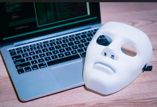 Sevdiklerinizin Sesini Taklit Eden Saldırganlardan Korunmak İ&ccedil;in İzlenecek 5 Adım