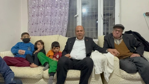 S&uuml;sl&uuml; odalarından &ccedil;ıkıp fakirin sesini duyan yok!..