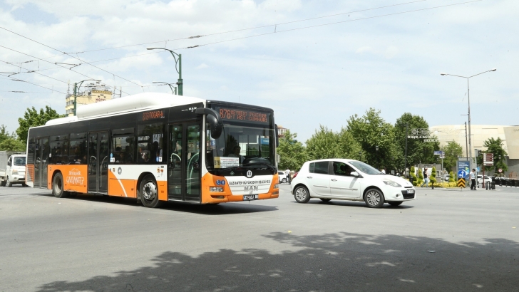 15 TEMMUZ’DA OTOBÜS VE TRAMVAYLAR SAAT 17.00 SONRASI ÜCRETSİZ