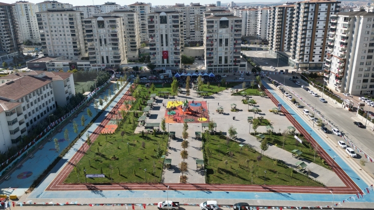 ŞAHİNBEY BELEDİYESİ ŞİRİN PARK’I HİZMETE AÇTI