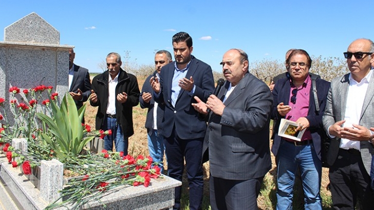 Bozgeyik, mezarı başında anıldı