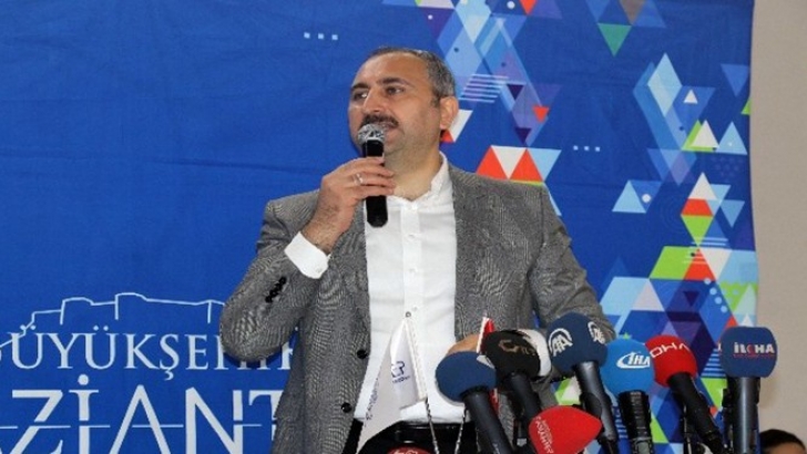  Abdulhamit Gül:Yapmak için geliyoruz