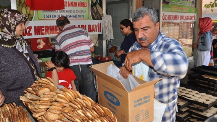 Gaziantep'te bayram tutkusu 'kömbe'