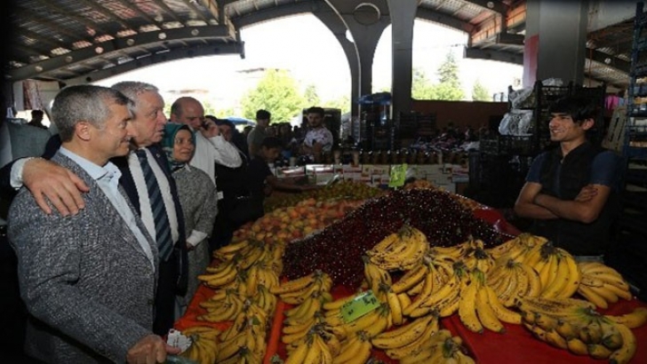 Milletvekili Uzer vatandaşlarla bir araya geldi