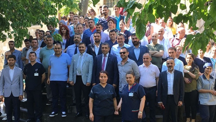 MHP'li Taşdoğan'dan MMT Amerikan Hastanesi'ne ziyaret 